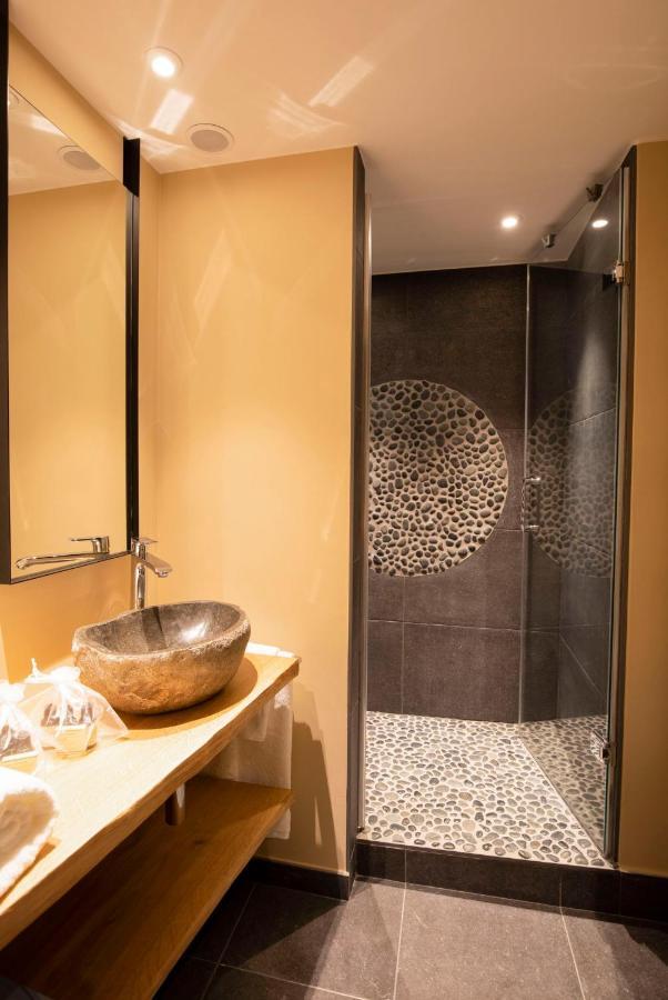 לוביין - לה - ניובה B-Lodge Boutique Hotel מראה חיצוני תמונה